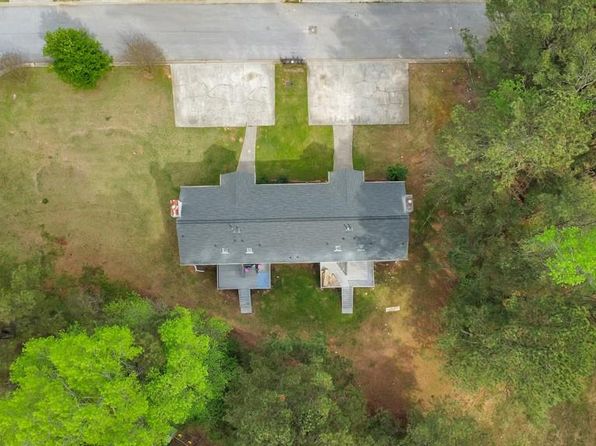 8537 Pineland Dr, Jonesboro, GA 30238