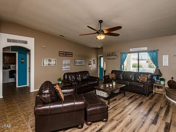 5th image of 2625 Widgeon Dr