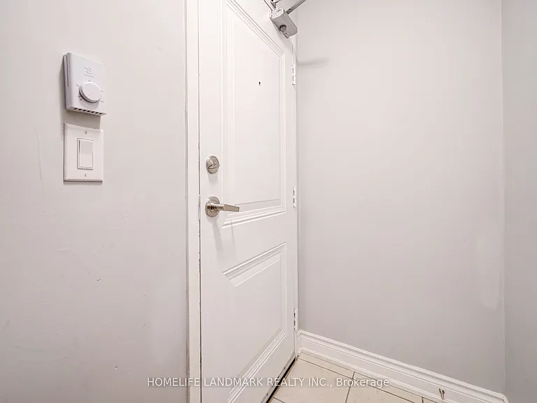 10 Westmeath Ln N #2213 — Photo 6