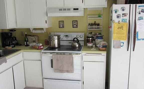 5th image of 9924 N Magnolia Ave N