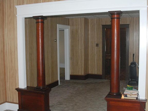 5th image of 328 Chocolate Ave