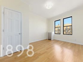 2908 31st Ave, Astoria, NY