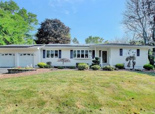 7 Dusko Dr, Parlin, NJ 08859
