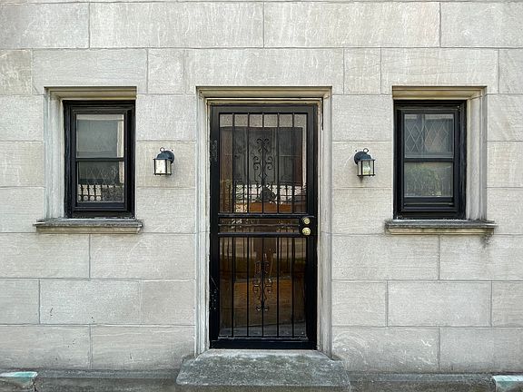 5th image of 4840 S Greenwood Ave