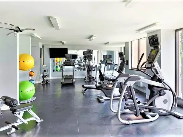 20 River Road image 9 of 20