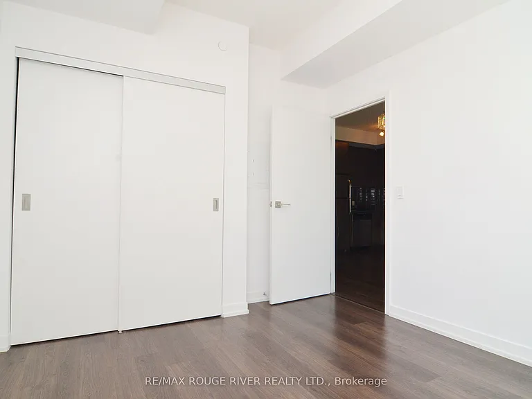 89 Dunfield Ave #509 — Photo 13