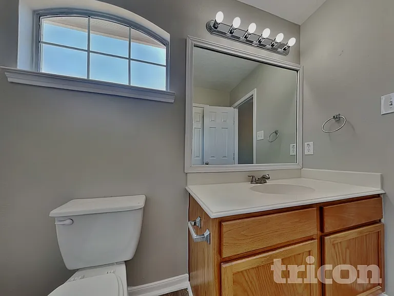 5473 N Buffalo Cir — Photo 9
