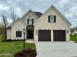 9205 Iris Garden Ln, Knoxville, TN 37922