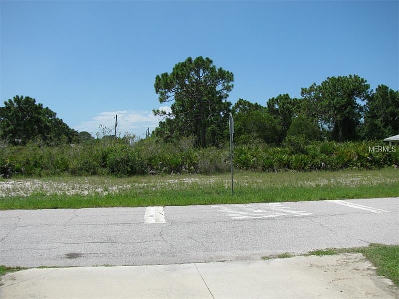 2nd image of 535 Sunset Rd N