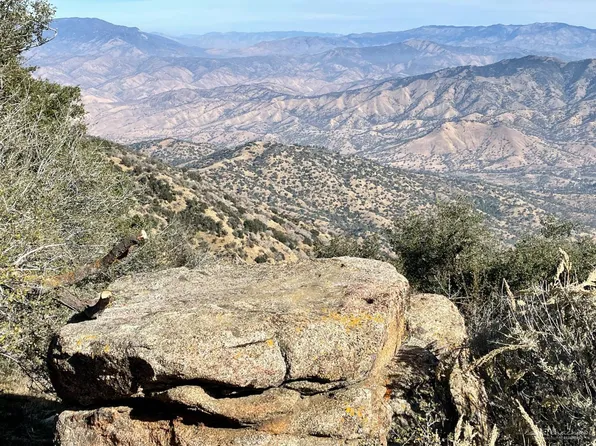 0 Rifle Ct #1, Tehachapi, CA 93561
