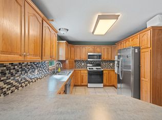 1330 S Griffin St, Grand Haven, MI 49417