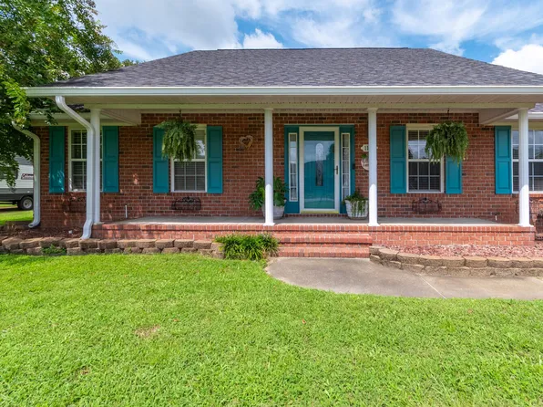 1150 Inabinet Dr, Sumter, SC 29154