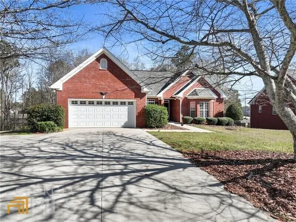 3604 Maple Forge Ln, Gainesville, GA 30504