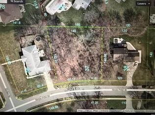 9814 Crown Point Dr, Fort Wayne, IN 46804