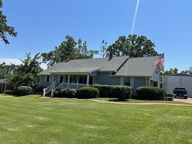 1st image of 120 Dawn Ln