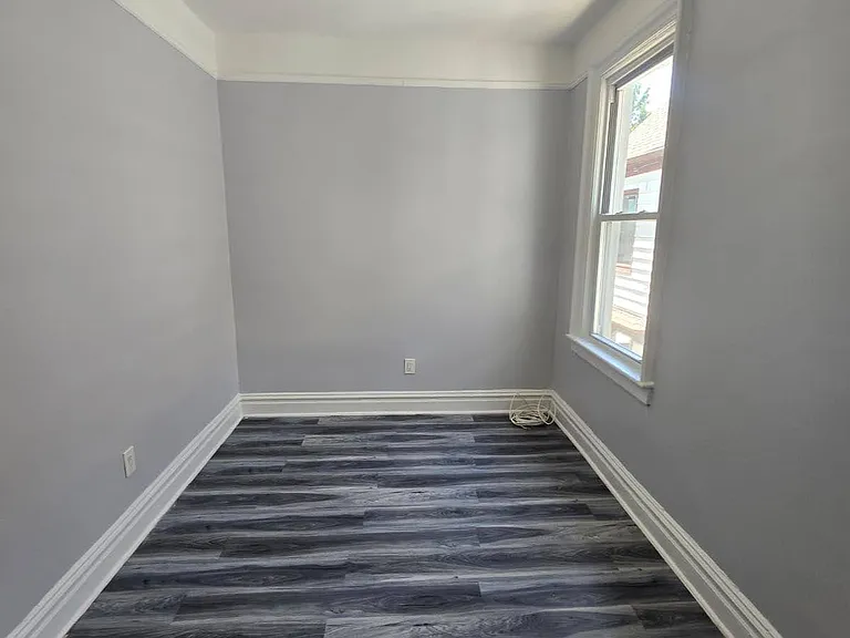 20 Wade St #2L — Photo 5