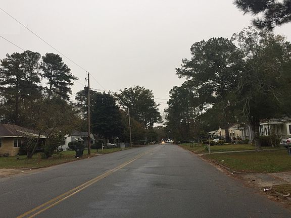 4th image of 1208 Mimosa Dr
