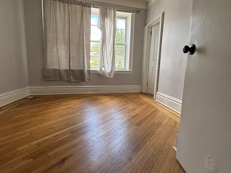 104 Baldwin Ave #2 — Photo 4