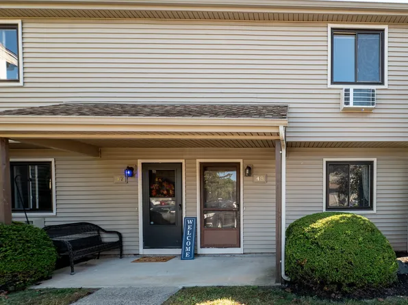 371 Emmett Street APT 48, Bristol, CT 06010