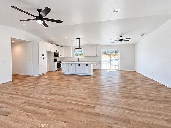 4th image of 14685 Apple Valley Rd