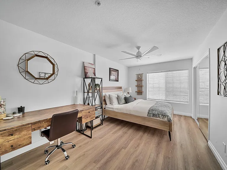 210 Avenida Montalvo #1 — Photo 13