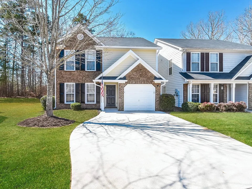 9598 Lakeview Cir