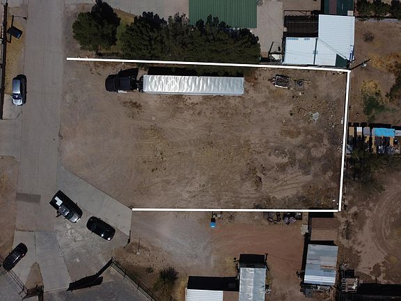 4th image of 730 Camichin Pl