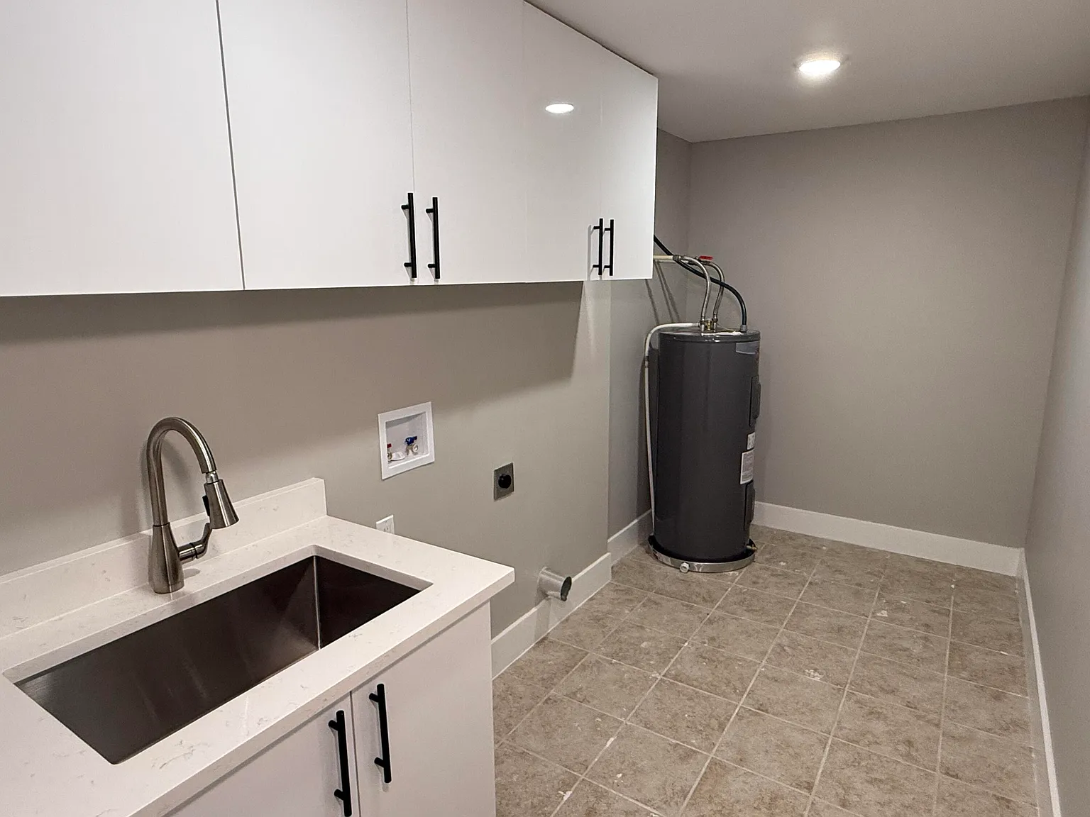 3 bed, 2.0 bath, 1753 sqft, $3,500 — Photo 4