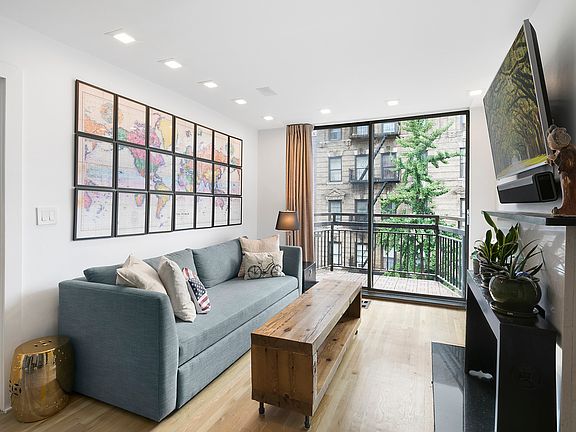 3rd image of 243 E 77th St APT 5A
