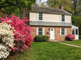 7915 Chelton Rd, Bethesda, MD 20814