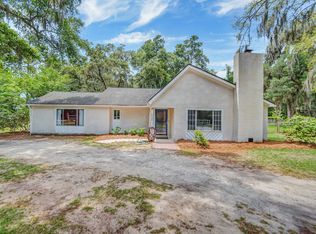 68 Alumni Rd, Beaufort, SC 29907