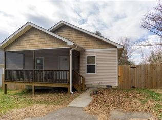 5 Harmony Ln, Asheville, NC 28803