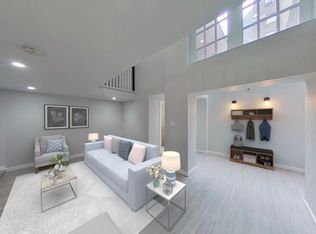 105 E 37th St APT 2B, New York, NY 10016