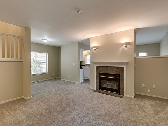 4th image of 16025 NE 94th Way