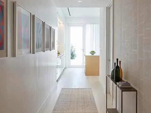 200 East 59th Street image 9 of 15