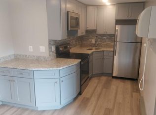 355 Long Hill Rd #32, Groton, CT 06340