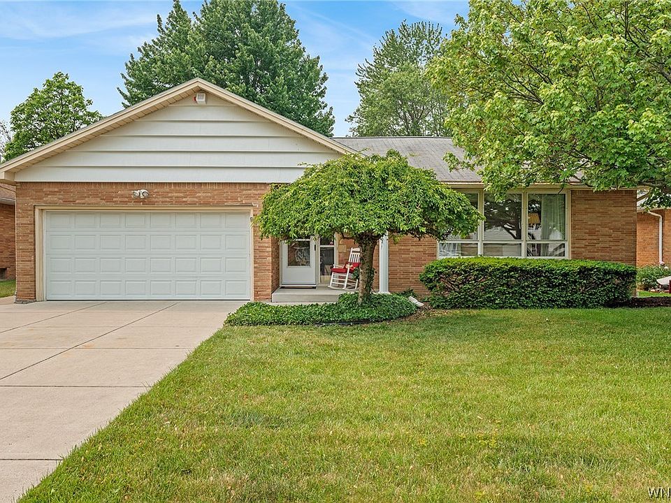 1st image of 258 Clearfield Dr