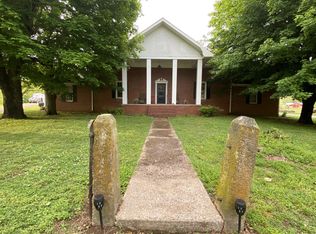 3530 Cedar Bluff Rd, Lafayette, TN 37083