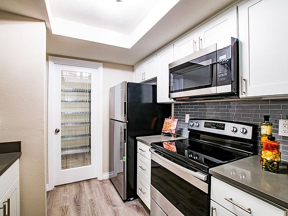5th image of 14535 NE 32nd St APT F105