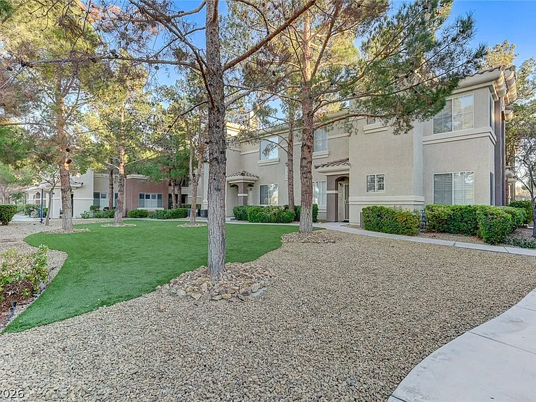 9050 W Warm Springs Rd #2094 — Photo 33