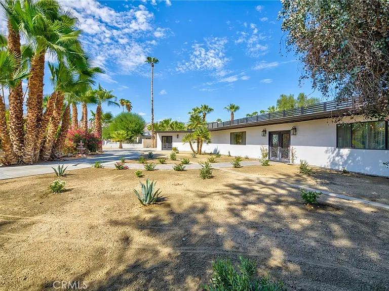 72408 Desert Dr — Photo 42