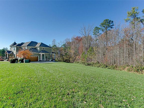 4th image of 8600 Lilly Meadow Ct