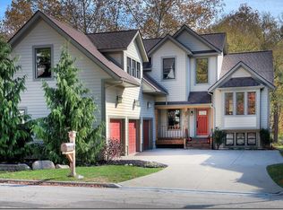 40 Riverview Ct, Bentleyville, OH 44022