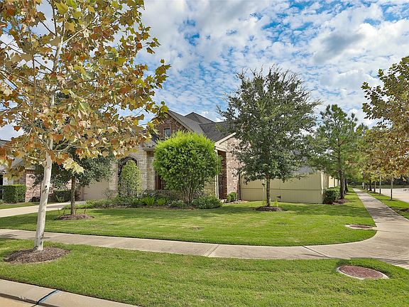 5th image of 8465 Horsepen Bend Dr