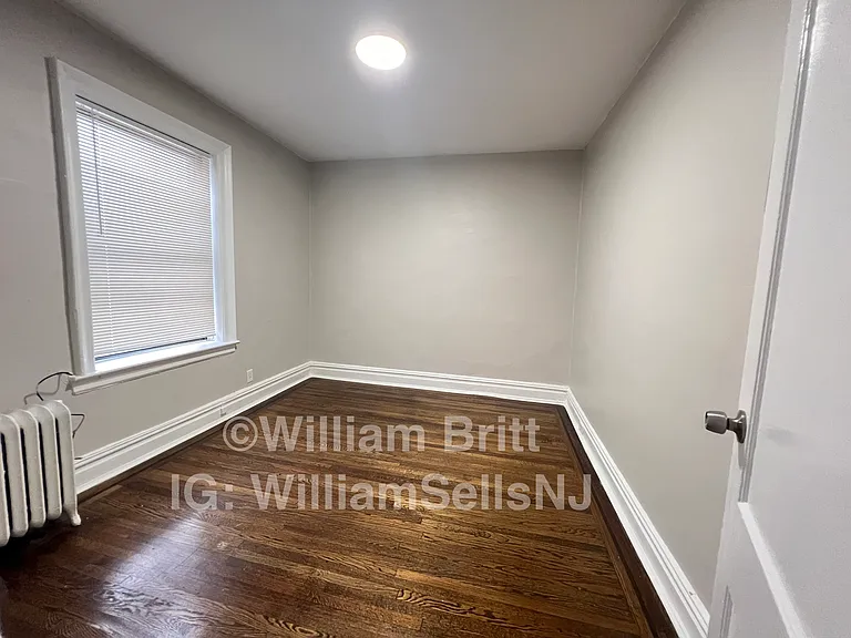 18-20 Kensington Ave #1H — Photo 4