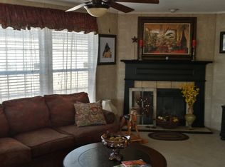 8 Beaver Creek Rd, Staunton, VA 24401