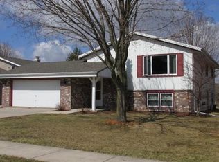 1806 N 18th Ave, West Bend, WI 53090