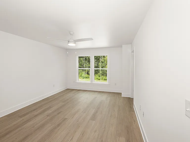 608 Fir Ave — Photo 11