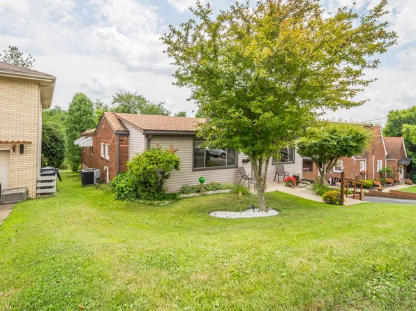 624 Corbin St, West Mifflin, PA 15122