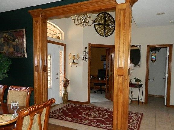 2nd image of 7 NW Legacy Dr